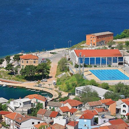 Beautiful Apartment In Raslina With Wifi Bagian luar foto